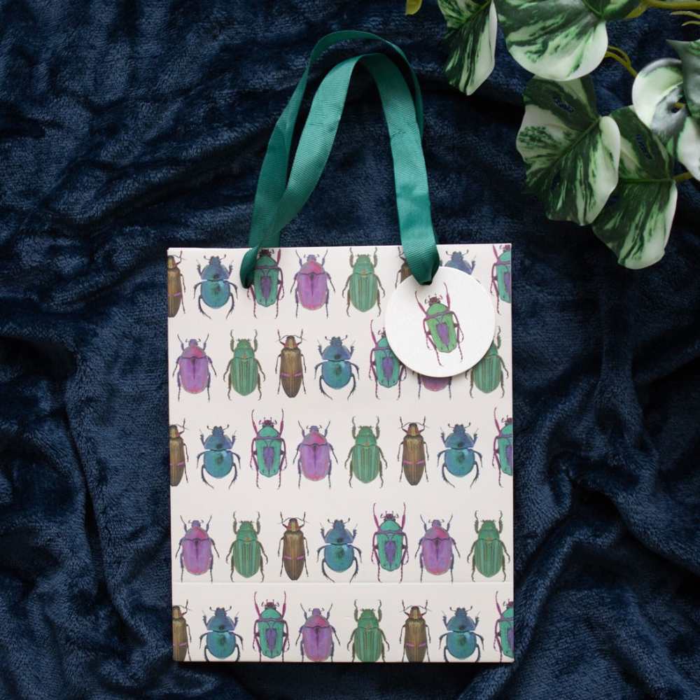 Something Different - 23cm Medium Beetle Print Geschenktasche - Mehrfarben